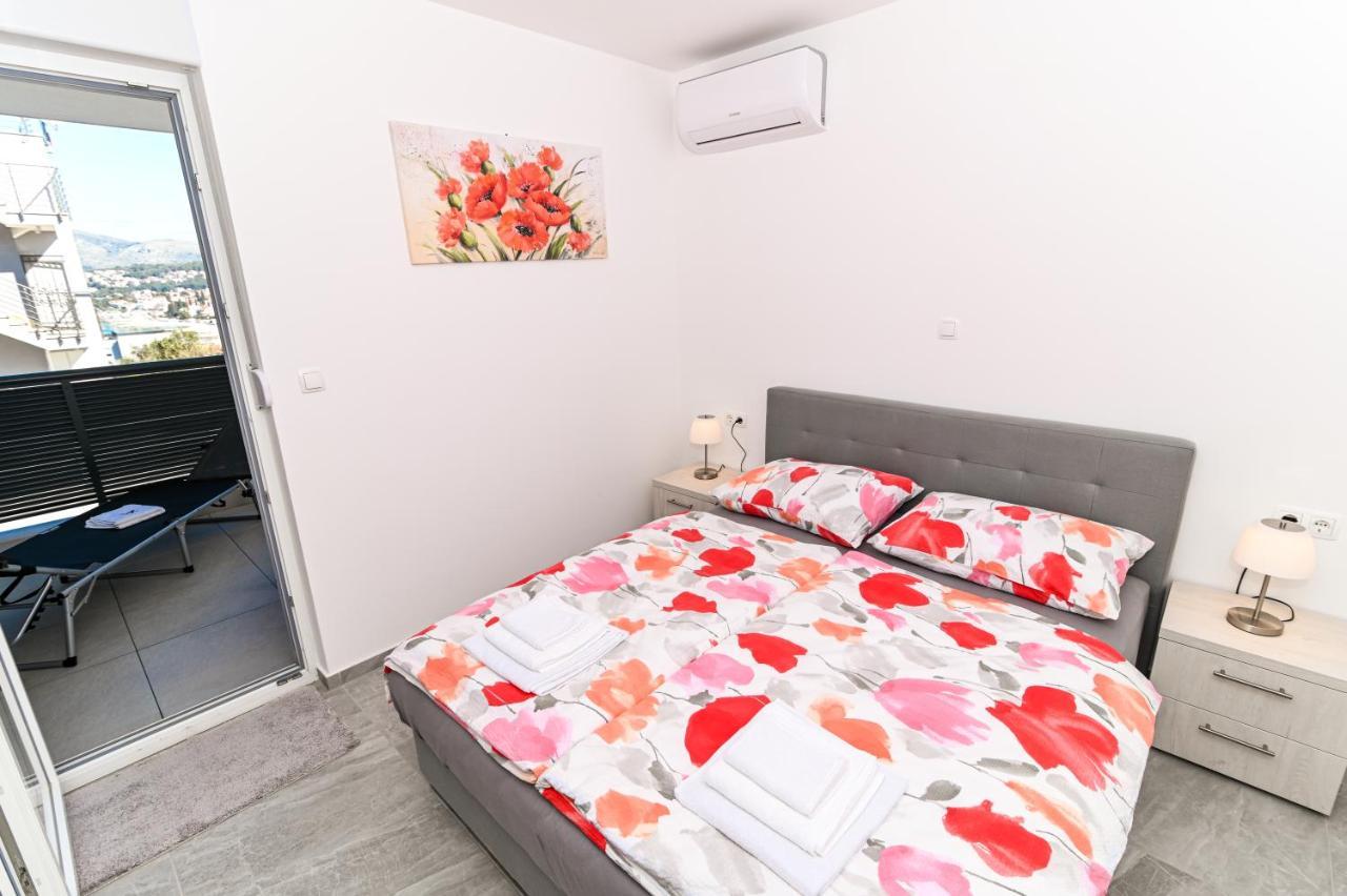 Luxury Apartment With Swimming Pool Ana Трогір Екстер'єр фото